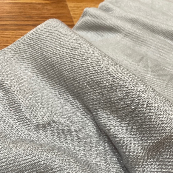 Silver Scarf / Pashmina - Picture 2 of 2